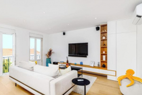 Luxury smart Flat w/ River views